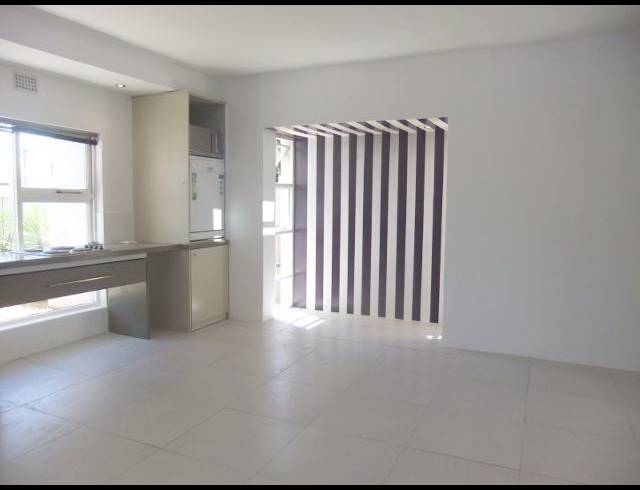 1 bed property to rent in WOODSTOCK